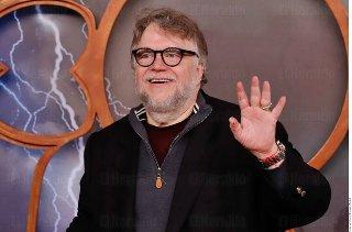 Van Del Toro y Luna por Globos de Oro