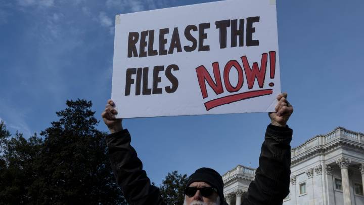 Un juez da luz verde a la publicación de documentos sobre la investigación penal de 2019 contra Jeffrey Epstein