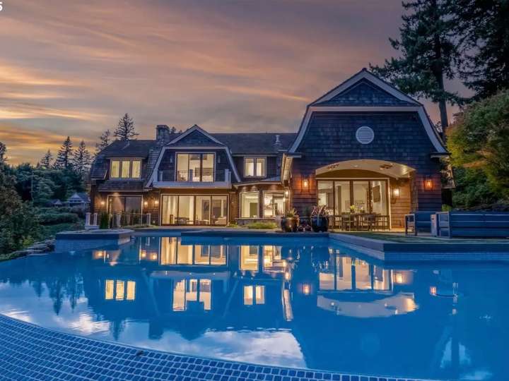 See inside the $6.5M Lake Oswego mansion an NBA star had to leave behind