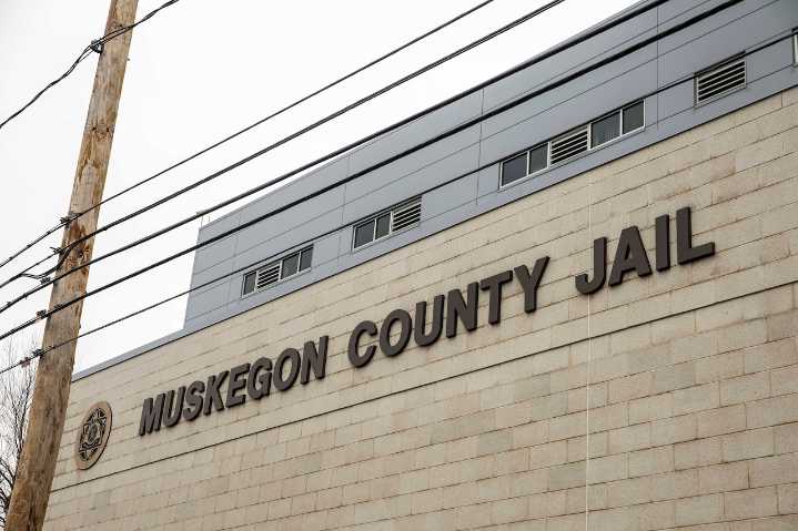 Muskegon teen charged with open murder in 73
