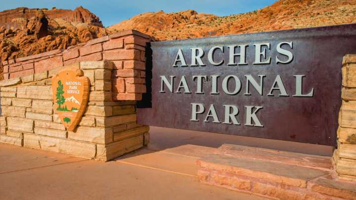 Arches National Park Hiker Trapped For Hours After An Unbelievable Misstep: "I Honestly Thought It Was A Legend"