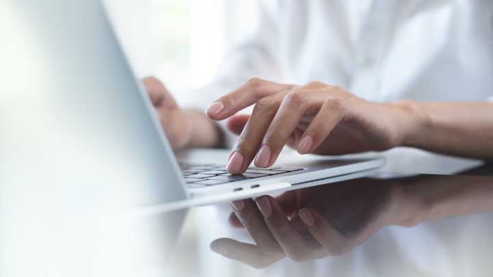 Las carreras mejor pagadas de Chile al primer y cuarto año de egreso según Mineduc