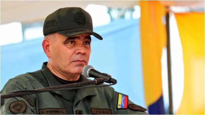 FANB en alerta: Ministro de la Defensa Vladimir Padrino López denuncia un «repliegue estratégico» de EEUU. para cerrar el Caribe