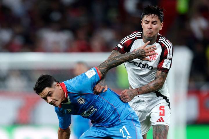 Con Erick Pulgar titular: Flamengo vence a Cruz Azul y avanza a las semifinales de la Copa Intercontinental