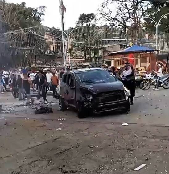 Petro denuncia “narcoterrorismo” tras atentado que dejó 13 heridos en Balboa, Cauca