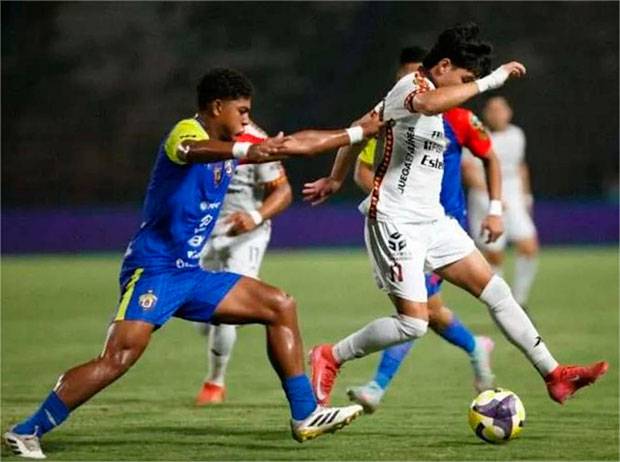 UCV cede empate 1-1 ante Carabobo en partido de ida de la final del torneo venezolano