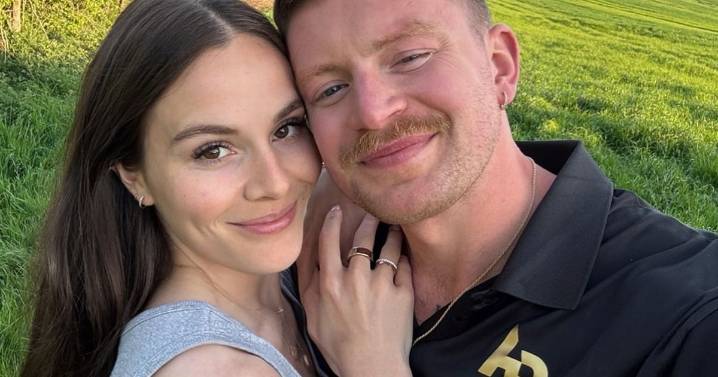 Holly Ramsay ignores Adam Peaty family feud in lingerie