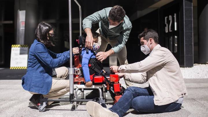 Una sola dosis de terapia génica logra mejorar la movilidad de niños y adolescentes con atrofia muscular espinal