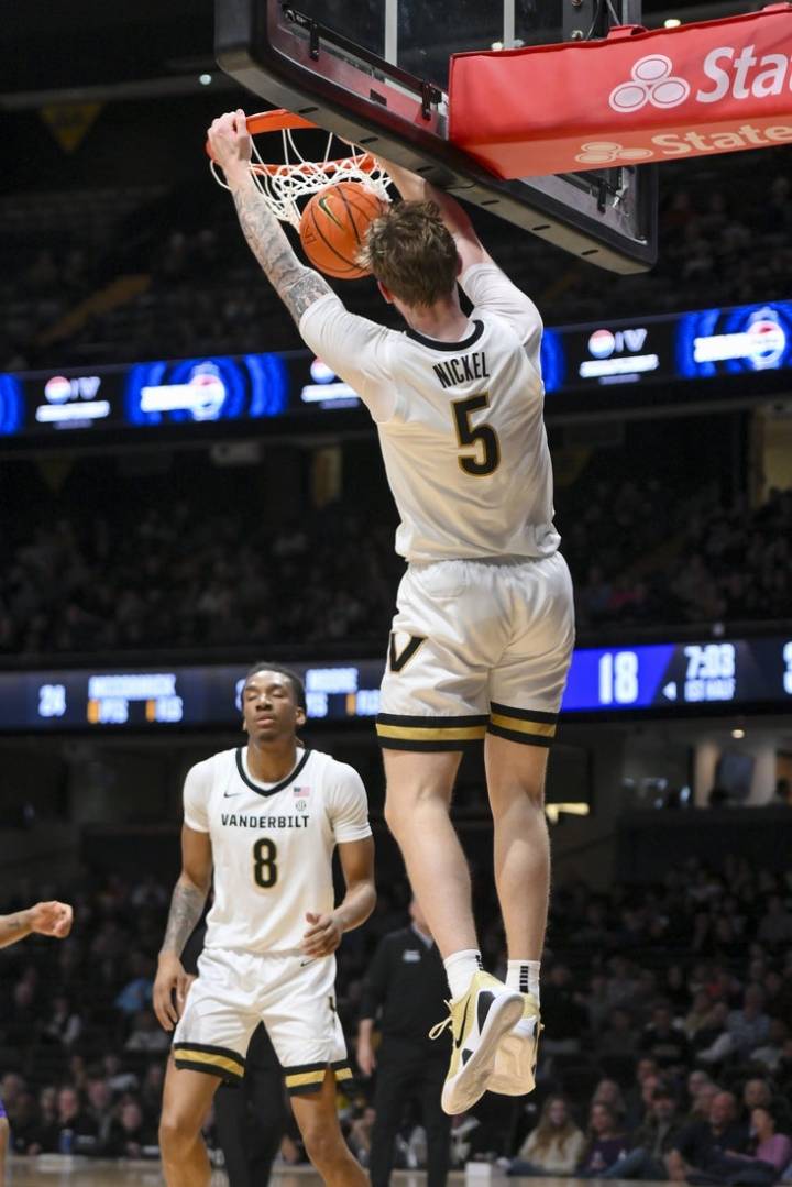 Deadspin | Tyler Nickel propels No. 15 Vanderbilt over Central Arkansas