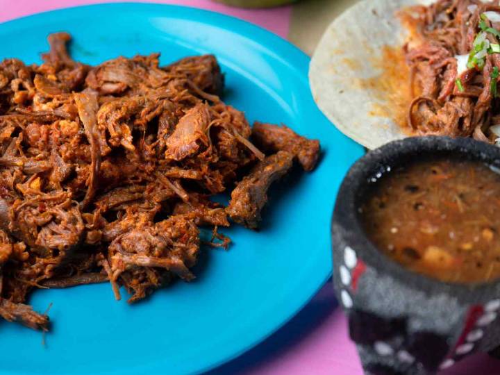 Jugosa birria tatemada, fácil de hacer en horno