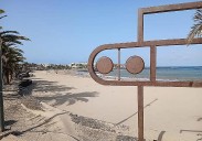 Nuevo contrato para cuidar las playas de Costa Teguise
