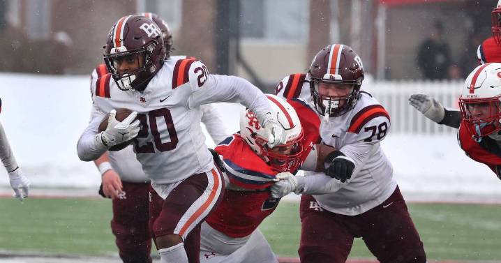 Brother Rice defeats St. Rita to win IHSA 7A state football championship