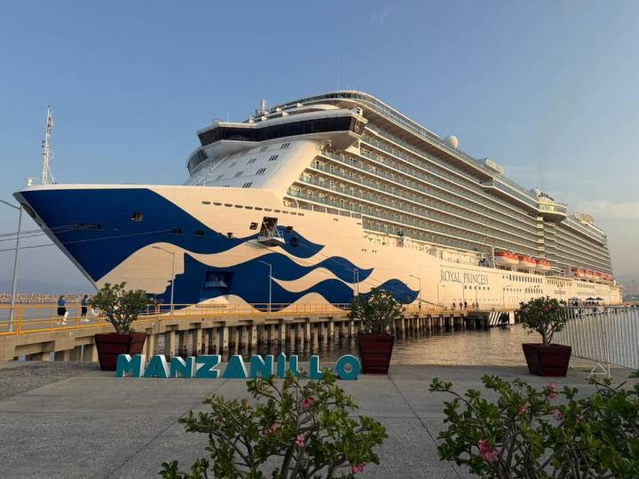 Arriba a Manzanillo el “Royal Princess”, octavo crucero de la temporada
