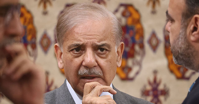 Pakistani PM Crashes Putin-Erdogan Meeting on Ukraine War