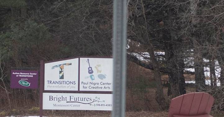 Santa sets up workshops at Nigra arts center | Leader-Herald Life & Arts