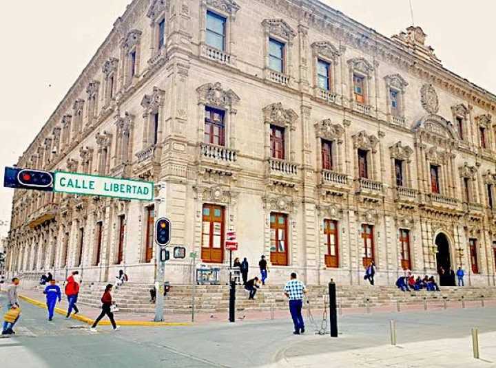 En Palacio Todo Bien