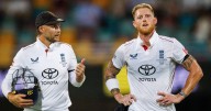 Ashes day three LIVE - Spineless England on the brink of defeat 