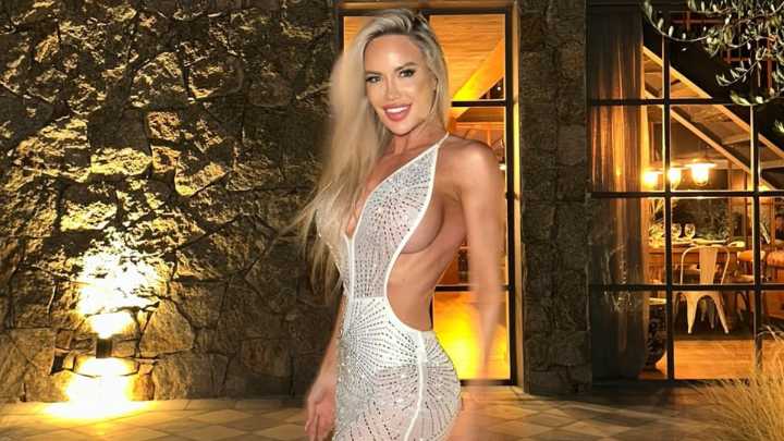 Luciana Salazar dejó a todos sin palabras al revelar su talle de lolas: "Debo tener..."