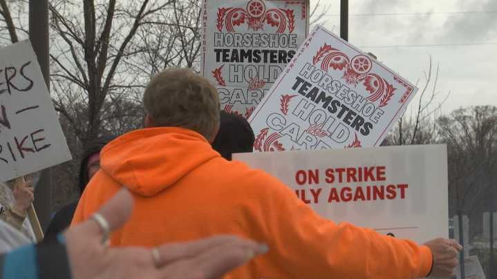'It has been inspiring to see these workers make it happen' | Horseshoe Indianapolis workers vote to join Teamsters Local 135