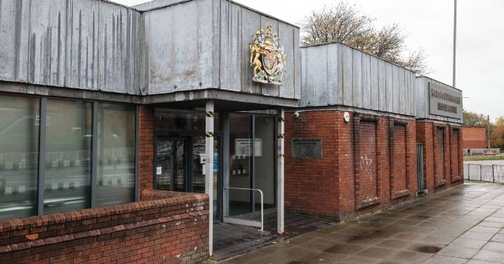 Dumped David kicks out after mother of his child had 'dating apps downloaded'