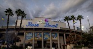 Commentary: Here are 15 reasons why UCLA should not abandon the Rose Bowl