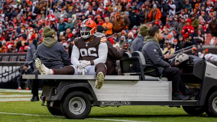 Browns DT Maliek Collins has season