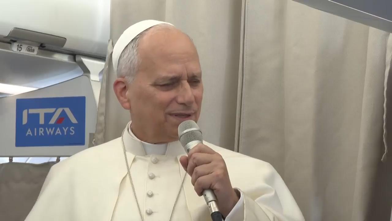 Pope Leo XIV jokes with journalists on flight from Beirut to Rome