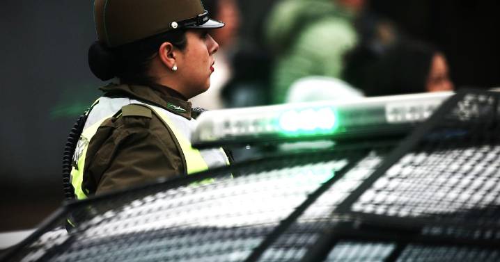 Hombre desnudo se arroja a los vehículos en ruta que conecta Chile y Argentina en el extremo sur