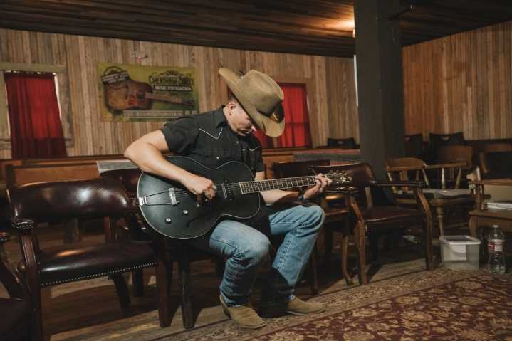 Learn more about live music in New ...