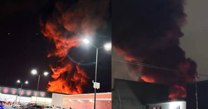 ¡Urgente! Fuerte incendio consume fábrica en Ixtapaluca, Edomex hoy 8 de diciembre