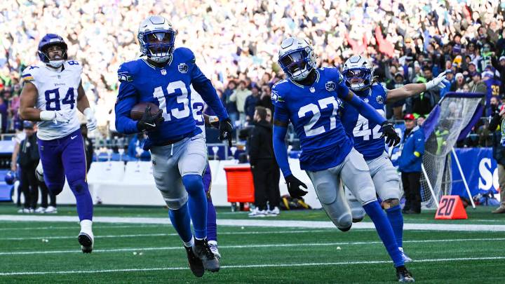 Seahawks Focused On 'Day-By-Day' Approach, Not Playoff Race, Following Dominant Win Over Vikings