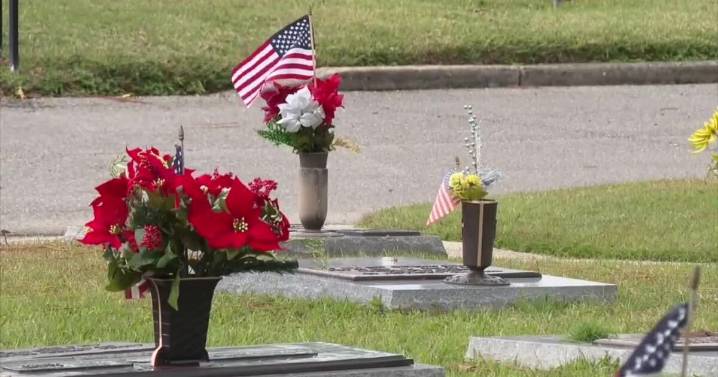 Lafayette honors fallen veterans at 11th annual Wreaths Across America ceremony on December 13