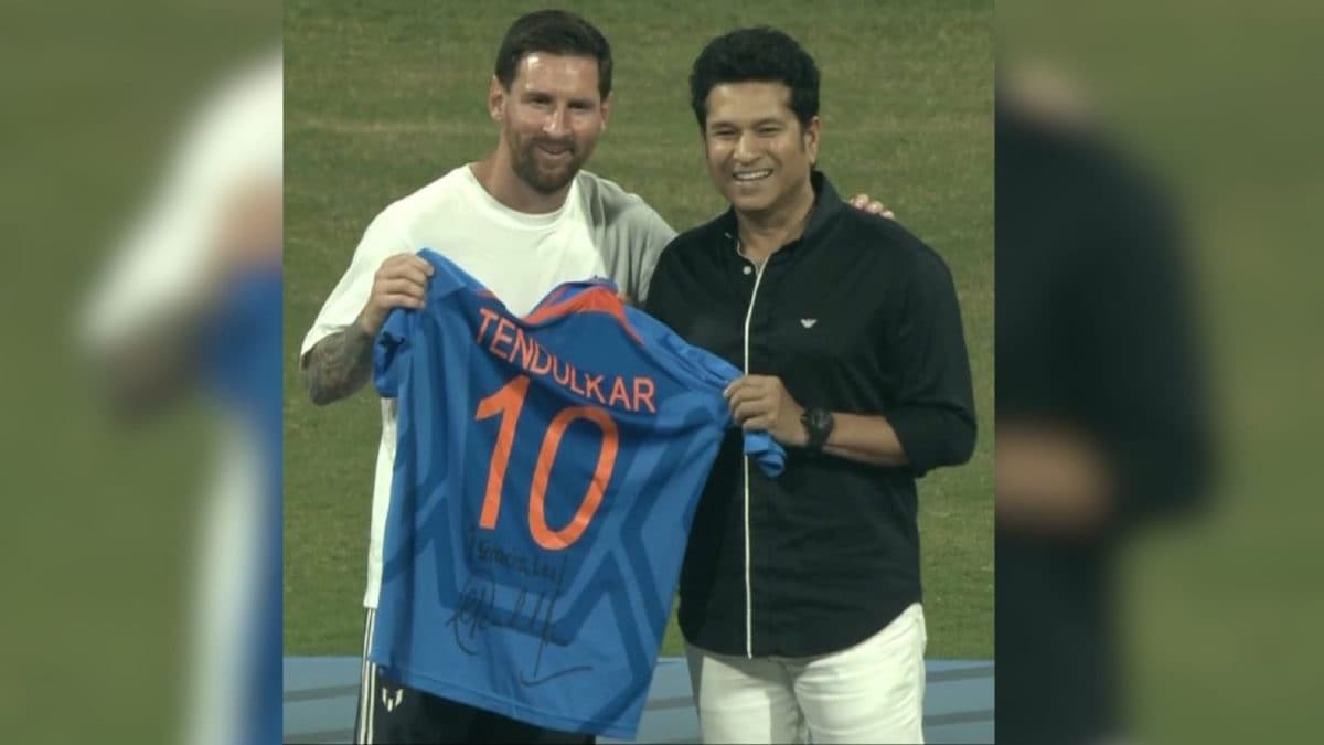 2 GOATs In 1 Frame: Sachin Tendulkar Gifts His 2011 WC Jersey To Lionel Messi At Wankhede Stadium