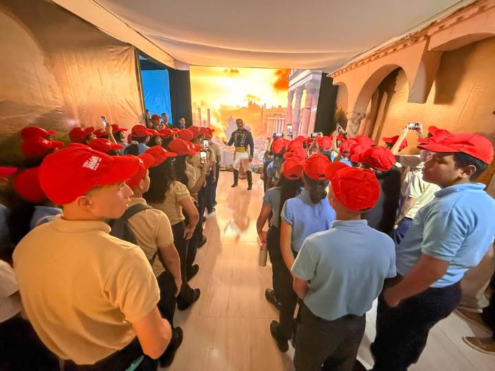 La Expo «Simón: De Niño a Libertador» llena de historia patria a infantes de Monagas