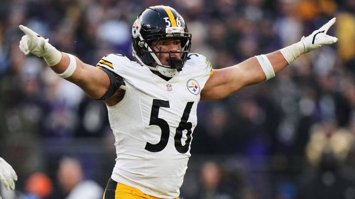 Steelers put their long home Monday night winning streak on the line when Dolphins visit