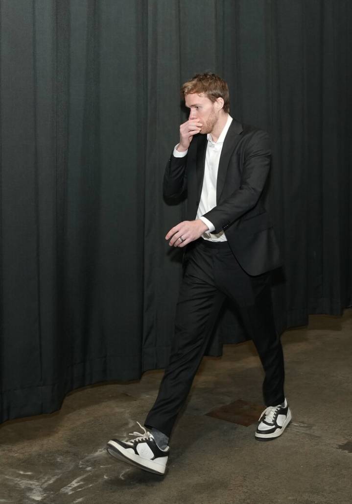 Connor McDavid (2 goals, assist) continues torrid pace as Oilers top Maple Leafs - The Rink Live | Coverage of youth, junior, high school and college hockey