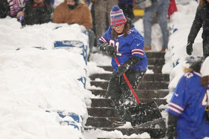 CNY brewery makes new ‘Blizzard’ beer with snow from Buffalo Bills stadium
