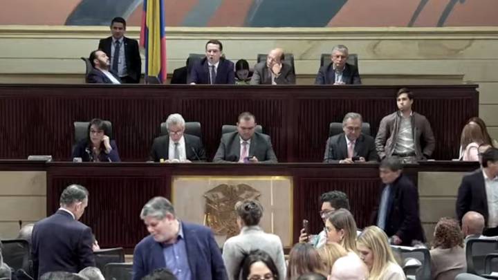 Sigue en vilo el futuro de la reforma tributaria: suspenden votación por falta de quórum
