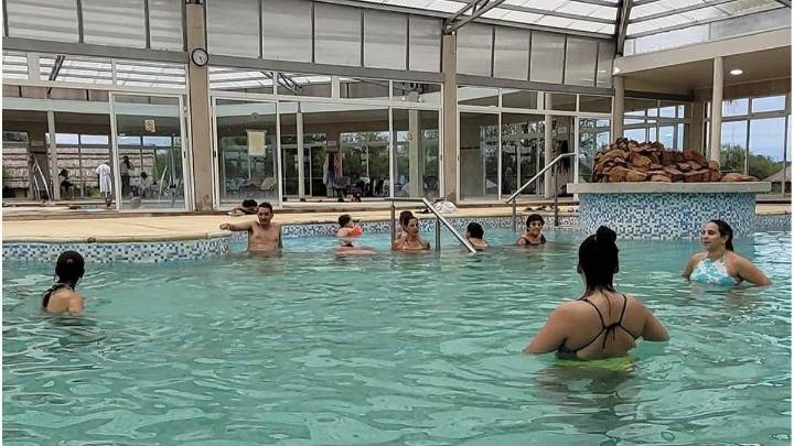 Fin de semana largo: viajaron por el país casi 1,4 millones de turistas