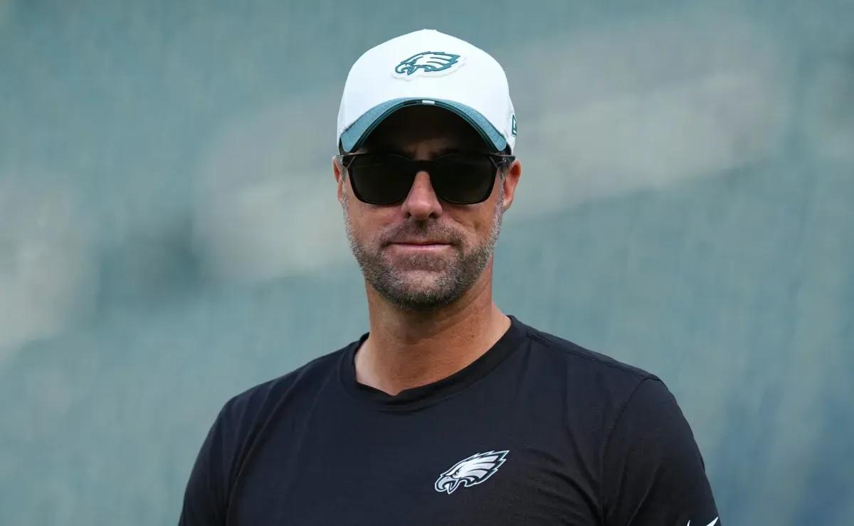 Eagles fans receive harsh message from OC Kevin Patullo after strong criticism against him