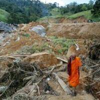 Sri Lanka doubles troops for flood disaster recovery