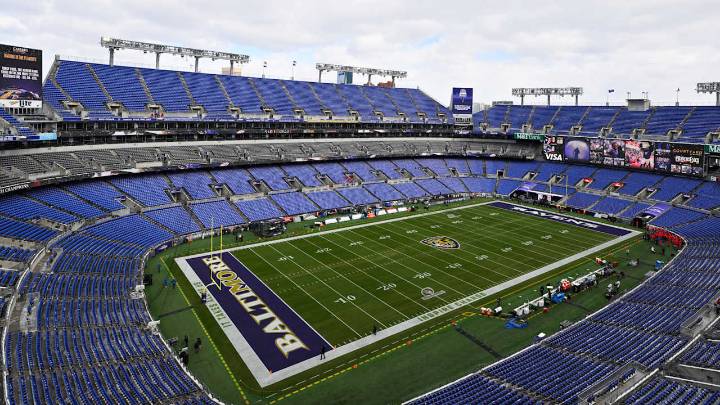 Steelers at Ravens: How to watch/listen to the game