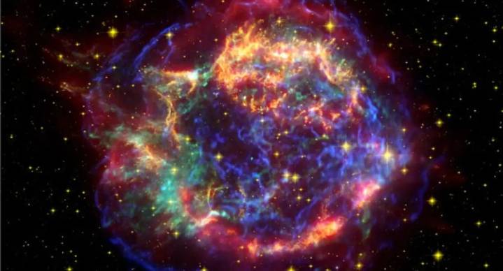 Telescopio James Webb encuentra la Supernova más antigua y lejana del Universo