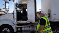 Federal review finds 44% of US trucking schools don't comply with government rules