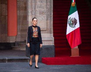 Claudia Sheinbaum aparece en la lista de las más elegantes de 2025