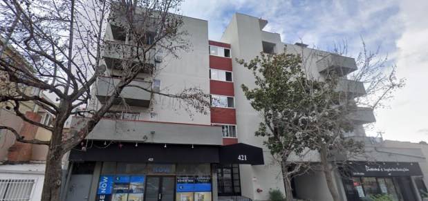 Oakland apartment transactions hint at weak multifamily market in city