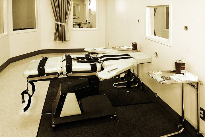Poll: Majority of U.S. Catholics support death penalty despite Catechism
