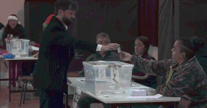 Balotaje en Chile: Gabriel Boric votó por última vez como presidente y descartó que sea un plebiscito a su gestión