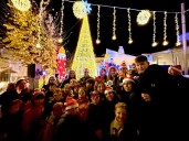 Diputación enciende la Navidad en Polícar dentro del programa de apoyo a pequeños municipios