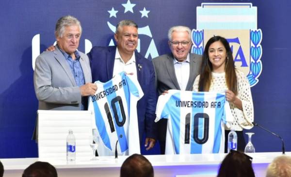 Tras la intimación del Gobierno, se cayó la web de la Universidad de la AFA